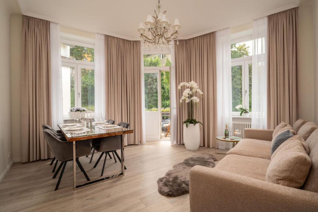 Vip Apart Center Baden-Baden Ngoại thất bức ảnh